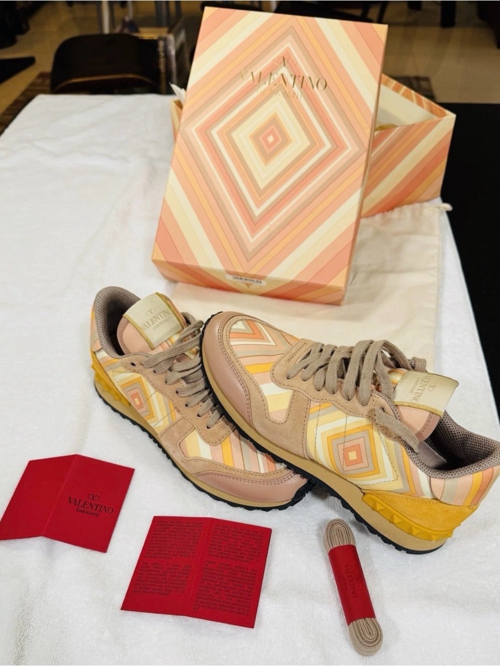 Valentino Garavani 1973 Rockrunner Multicolor Sneakers EU 36.5